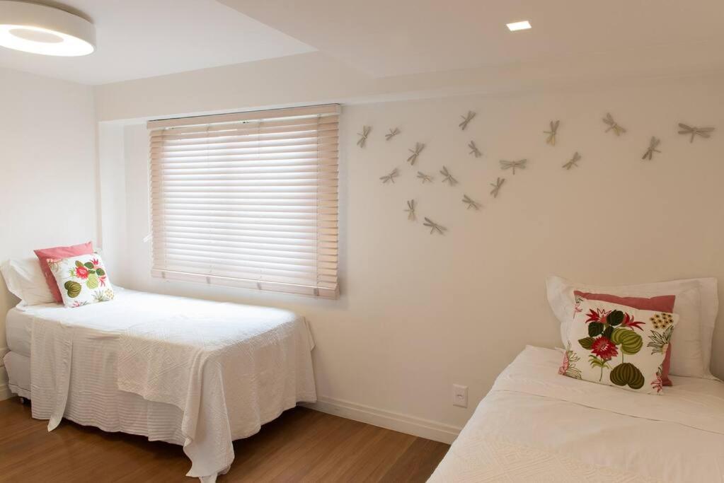 4 Bedroom Penhouse With Pool In Leblon 012 *