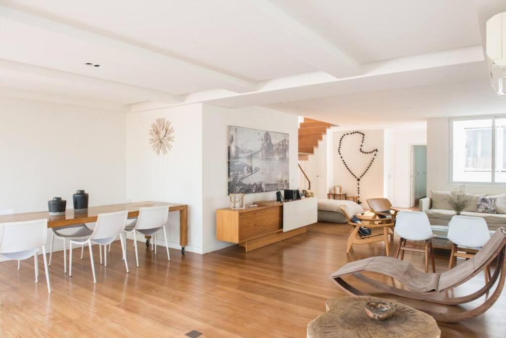 Apartamento 4 Bedroom Penhouse With Pool In Leblon 012 Rio de Janeiro