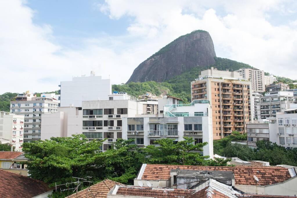 4 Bedroom Penhouse With Pool In Leblon 012 Rio de Janeiro